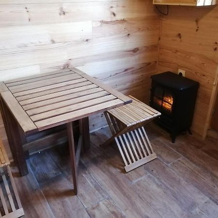 Patrice Et Chrstel Cabane En Bois Chatuzange-le-Goubet Екстер'єр фото