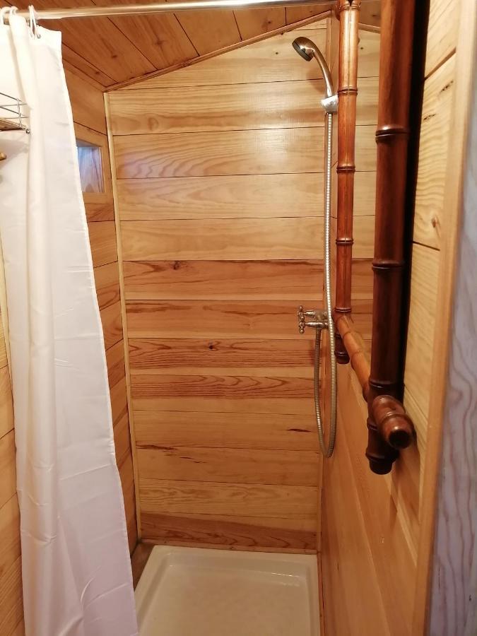 Patrice Et Chrstel Cabane En Bois Chatuzange-le-Goubet Екстер'єр фото