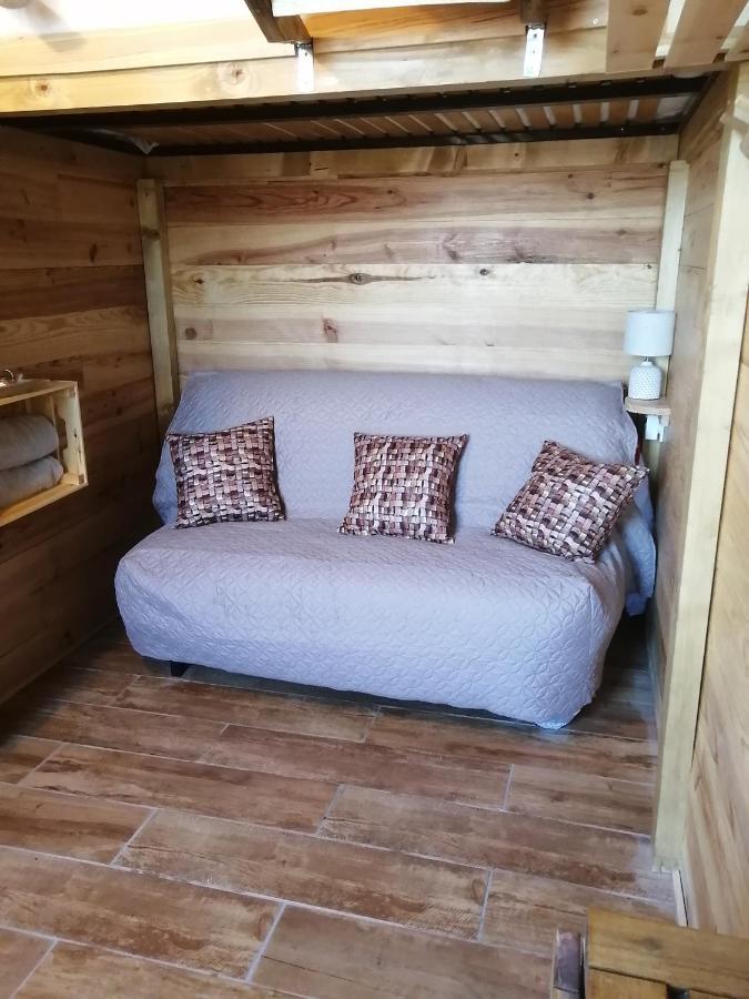Patrice Et Chrstel Cabane En Bois Chatuzange-le-Goubet Екстер'єр фото